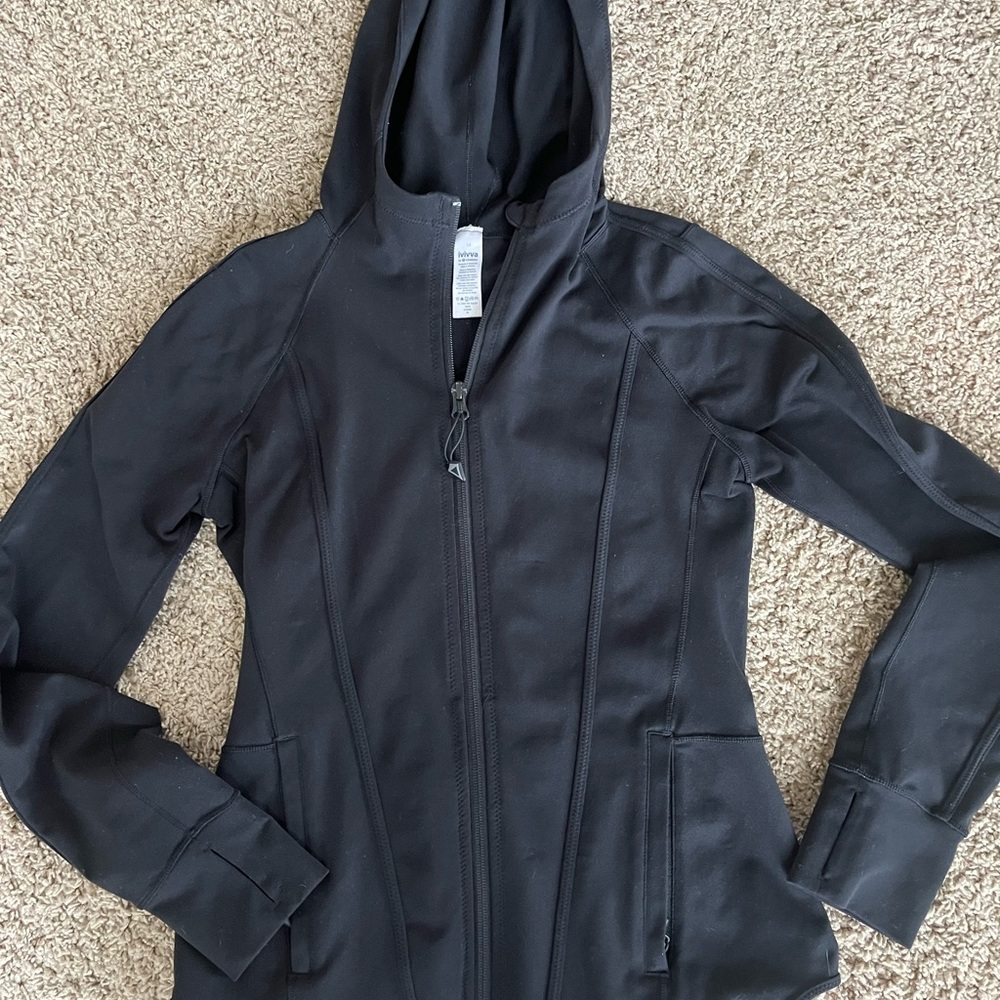Ivivva by lululemon Classic Black big Kids Hoodie size 14